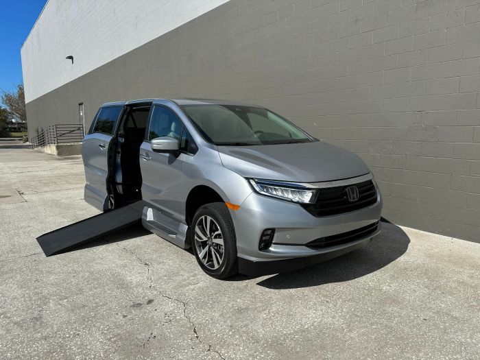 Honda Odyssey Wheelchair Van